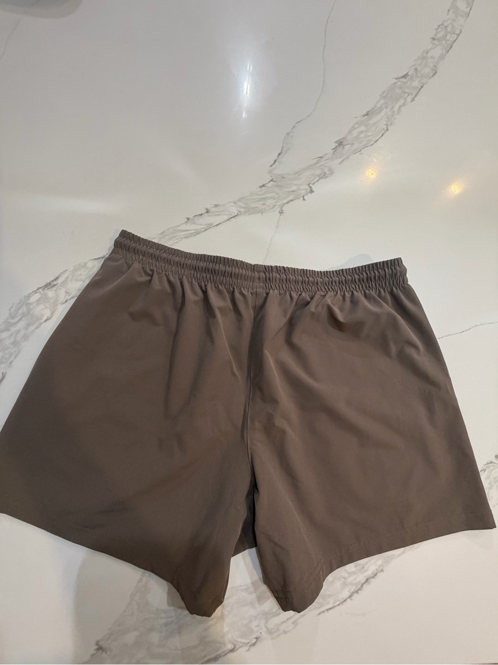 Alo Men's 5" Circuit Short - Picture 3 of 3